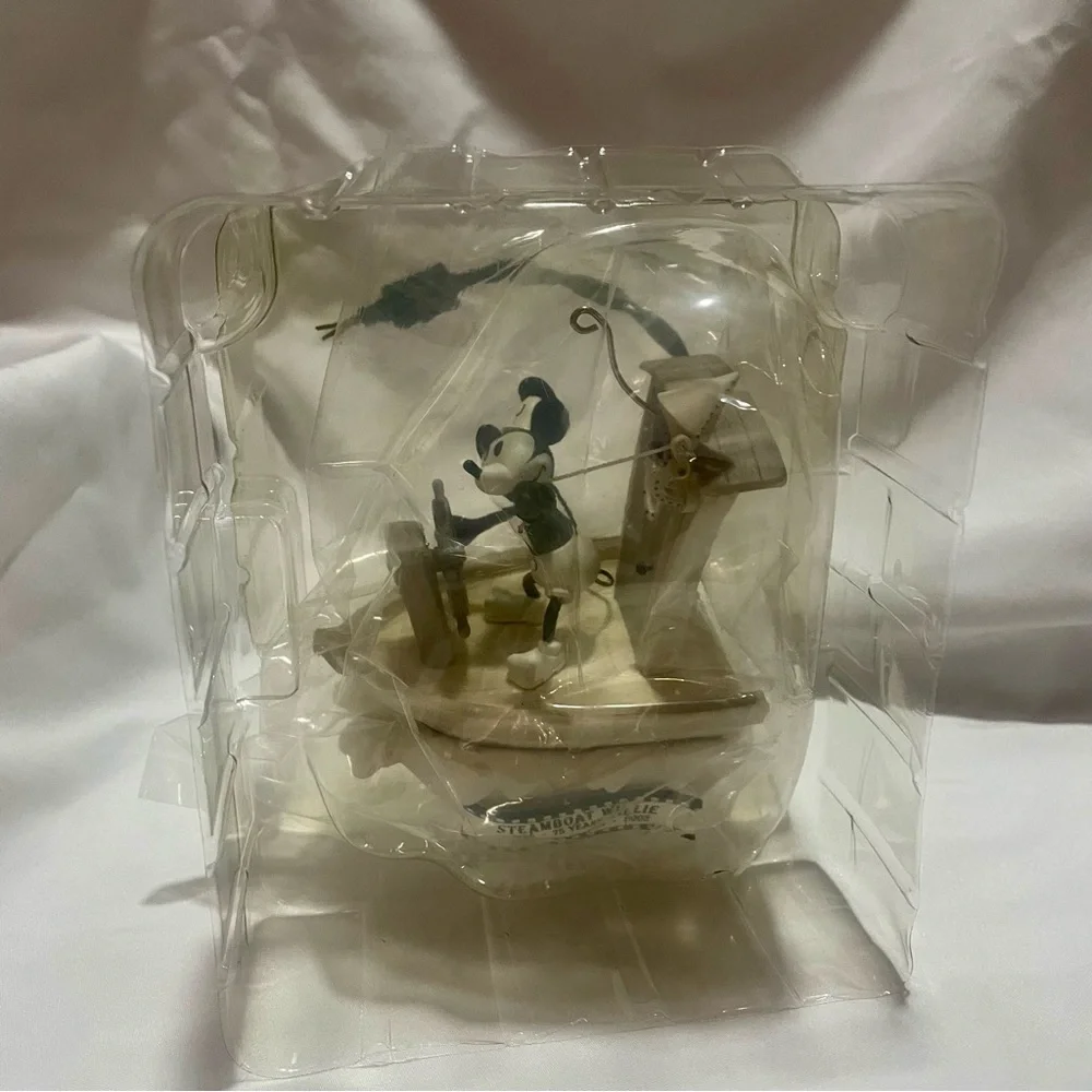 VTG Hallmark Ornament 